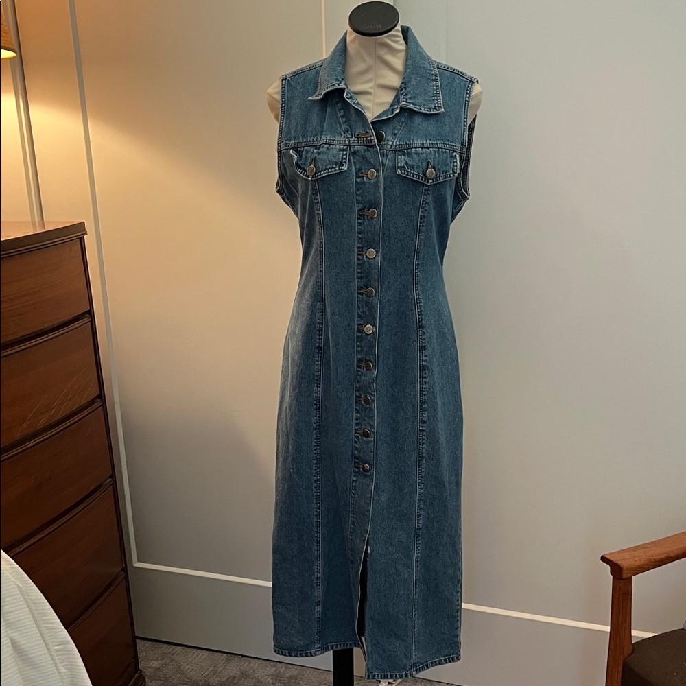 Vintage 80’s/90’s Sleeveless Denim Button-Down Dress
